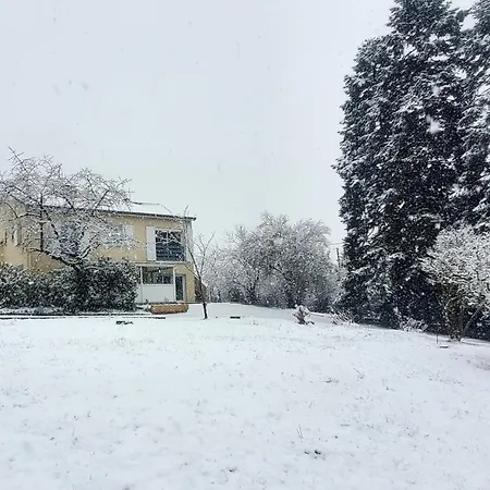 Gournier's Sweet Holiday home